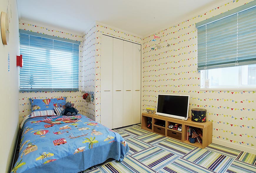 木質系住宅　姫路リバーシティ展示場　内観写真：子ども室
