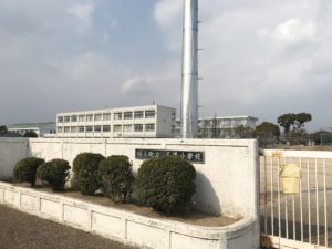 天満小学校<br />
（徒歩4分/約300m）