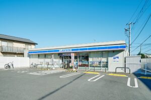 ローソン 姫路五軒邸店（560～820m/徒歩7～11分）