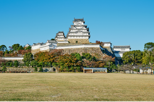 三の丸広場