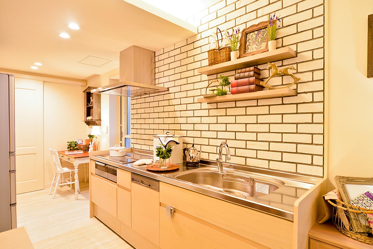 木質系住宅 勝原展示場 内観写真:リビングダイニングキッチン02
